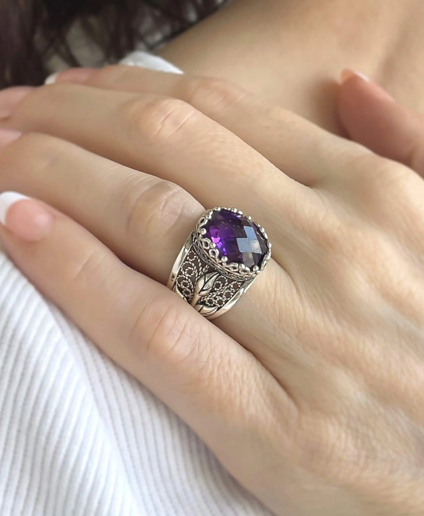 Filigree Art Amethyst Gemstone Tulip Detailed Silver Women Statement Ring