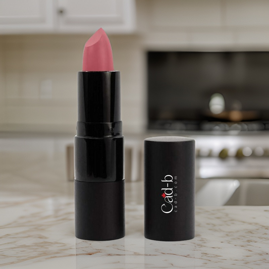 Lipstick Allure - P009 | Vegan, Paraben Free, Vitamin E intensifies lip hydration