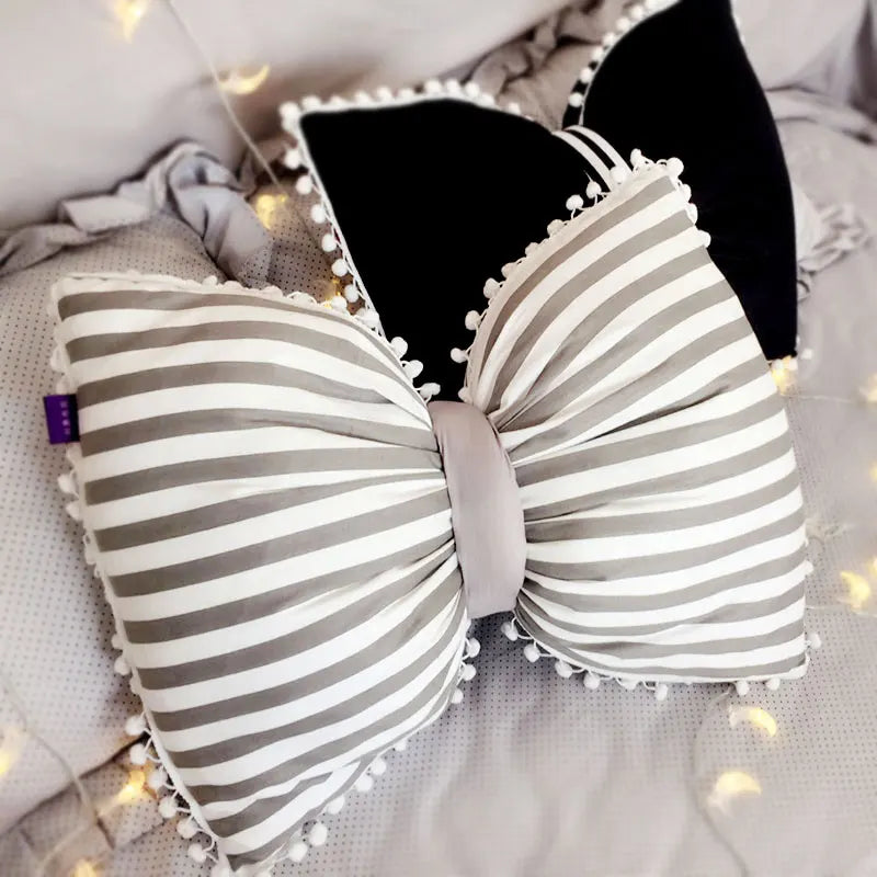 Bowknot Black And White Striped Bow Pillows