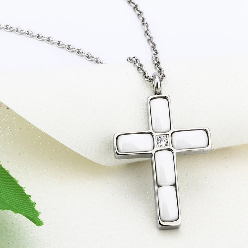 New Elegant Cubic Zircon Cross Christian Necklace