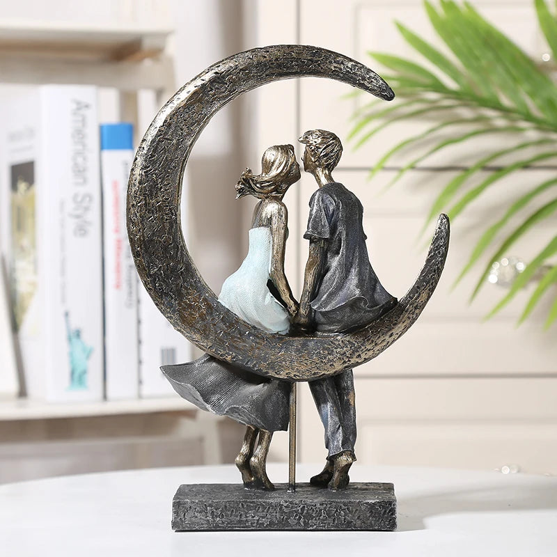 Romantic Moonlight Couple Statue Resin Date Lovers Sculpture