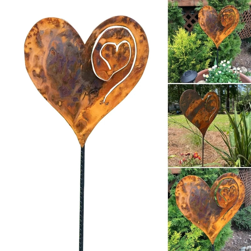 Metal Rusted Heart Lawn Decoration